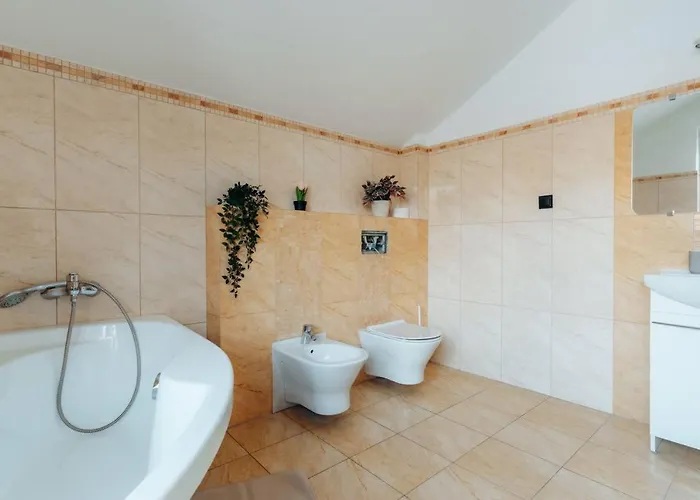 Villa Party House - Private Events & Birthdays *