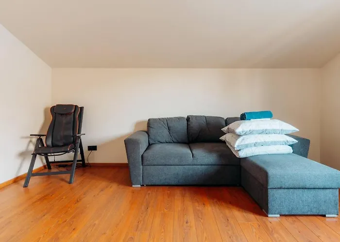 Party House - Private Events & Birthdays Villa