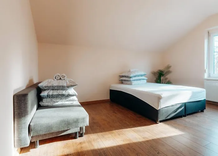 Villa Party House - Private Events & Birthdays Breslavia