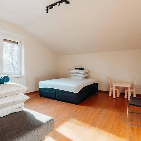 Party House - Private Events & Birthdays Villa *